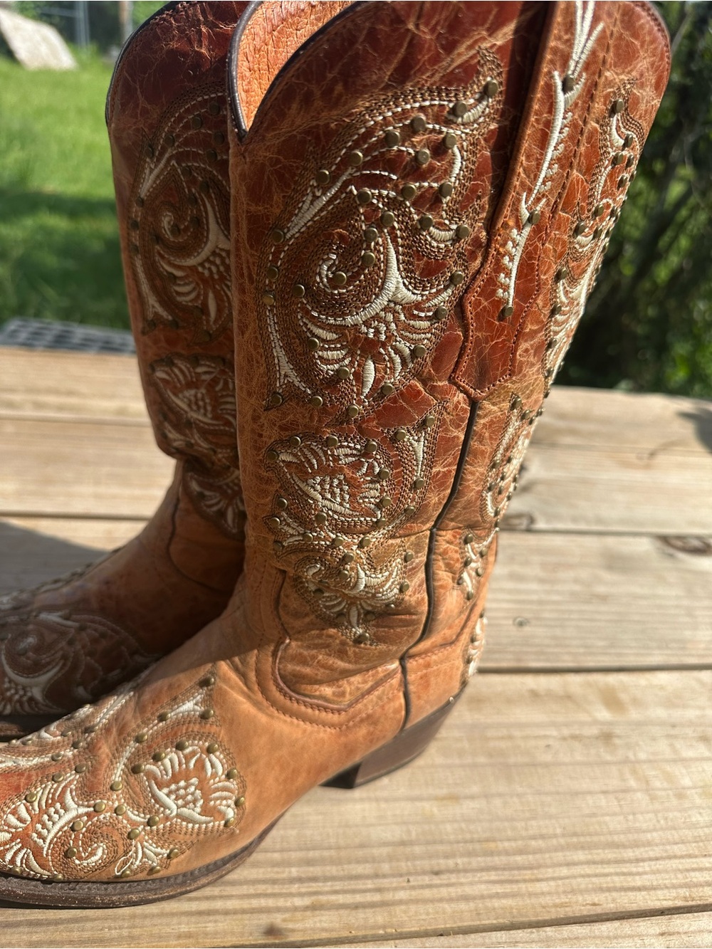Corkys Tan Leather Embroidered Western Boots